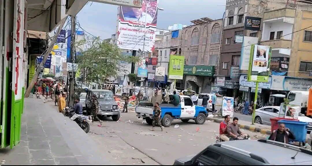 استنفار أمني في تعز يمنع عودة الاعتصام إلى ساحة الحرية والعدالة