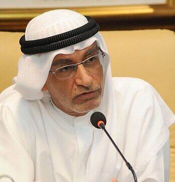 أكاديمي اماراتي يطالب الرئيس العليمي بمغادرة المشهد السياسي