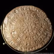 ألغاز بلا حلول .. سبع لغات لم يتمكن أحد من فك رموزها