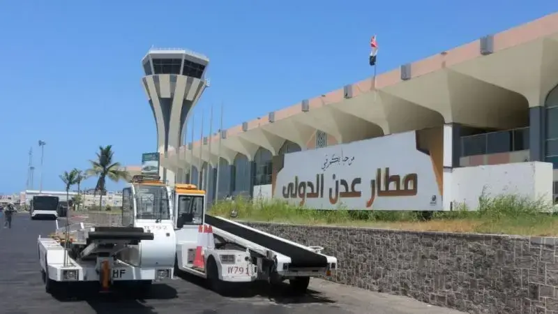 توقف حركة الطيران في مطار عدن في ظل التوتر المتصاعد بين الامارات والسعودية