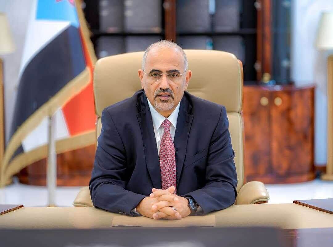 المجلس الانتقالي يعلن مرحلة انتقالية لمدة عامين والزبيدي يؤكد تمسكه باستعادة دولة الجنوب