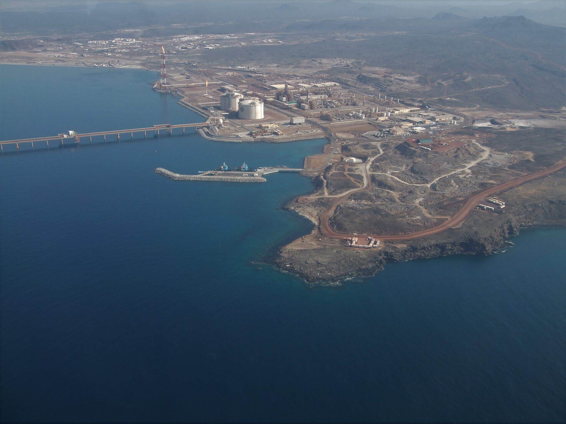 اتفاق على نشر قوات "درع الوطن" في محافظة شبوة