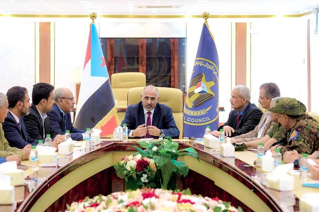 هيئة المجلس الانتقالي تبحث الأوضاع السياسية والعسكرية وتداعيات النهب في حضرموت