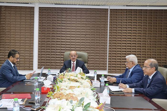 البنك المركزي يستعرض التطورات الحالية وانعكاساتها على القطاع المصرفي