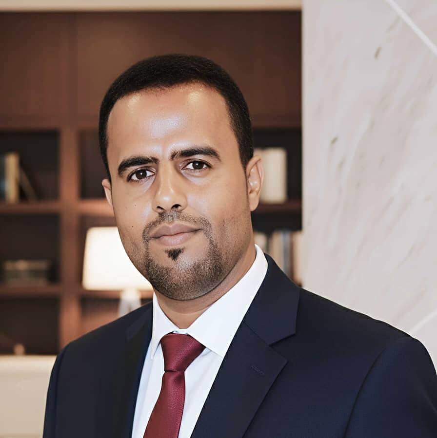 الرئيس العليمي رجل المرحلة