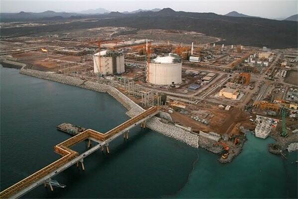 دعوات في قطاع النفط لاختيار شخصية كفؤة ووطنية لتولي حقيبة وزارة النفط