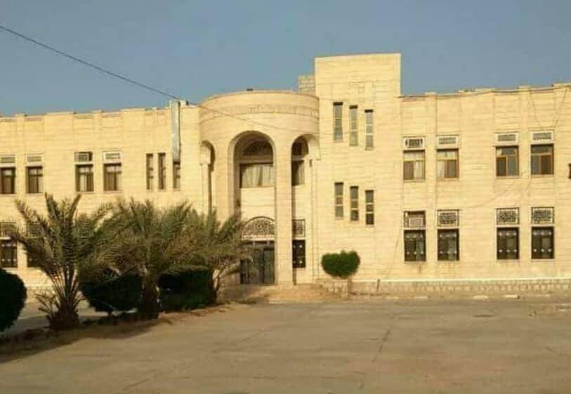 قضاة وادي وصحراء حضرموت يدينون اعتداء جندي في الطوارئ على محكمة سيئون