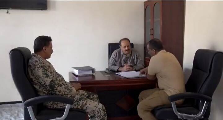 رئيس نيابة الإستئناف العسكري يؤكد عدم وجود أي مخالفات قانونية في مركز الاحتجاز في الساحل الغربي