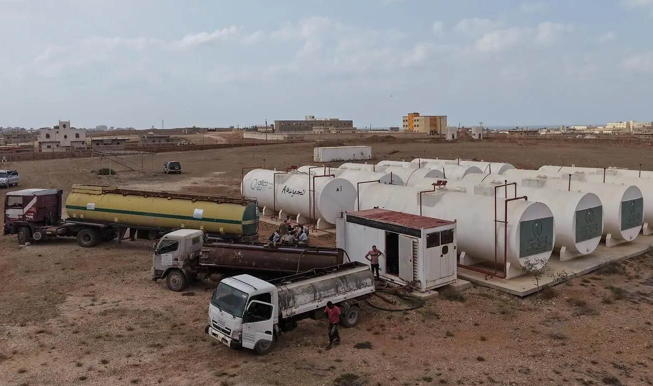 سقطرى تتسلّم دفعات جديدة من منحة المشتقات النفطية المقدّمة عبر البرنامج السعودي