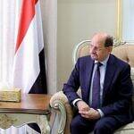 مماطلة الحكومة تفاقم الأزمة: موظفون بلا مرتبات وأسعار مرتفعة