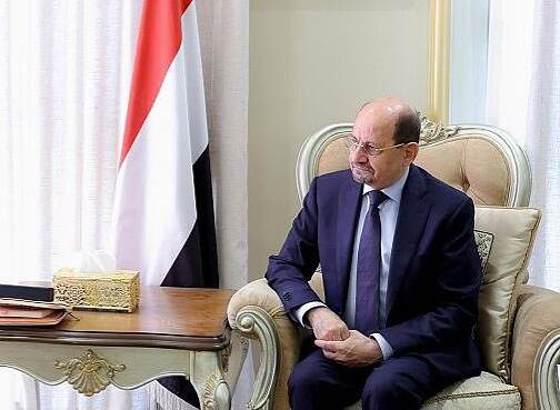 سياسيون المجلس الانتقالي يرفضون ضغط الاحزاب لتشكيل حكومة محاصصة ويطالبون بتمثيلهم كاملا