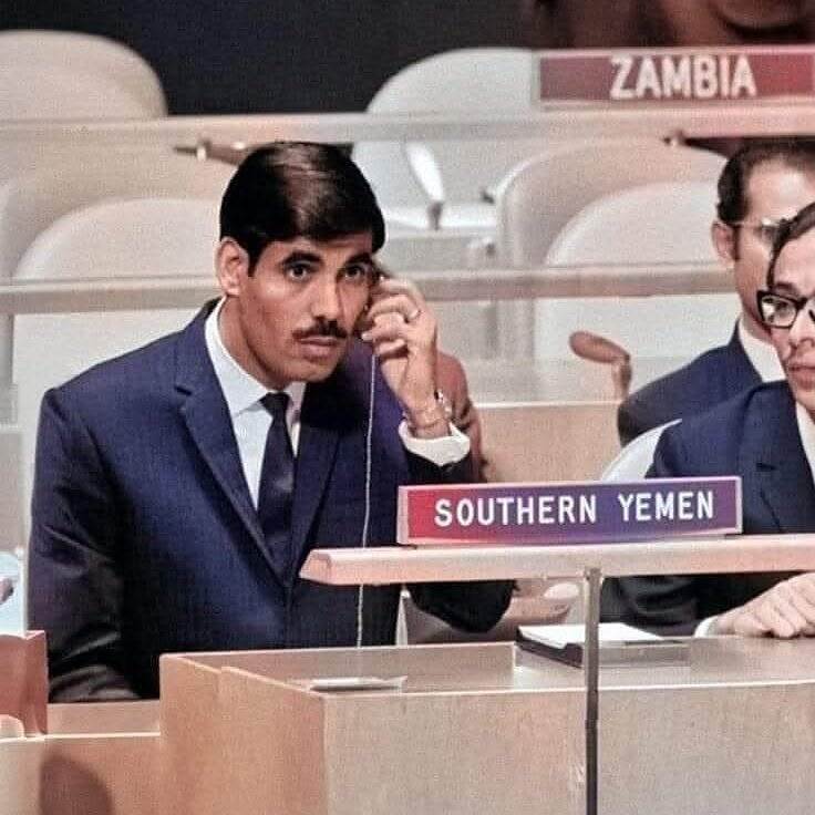 توجيه رئاسي بإطلاق اسم الرئيس علي سالم على شوارع في أربع محافظات