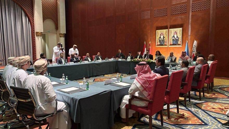 عمّان تحتضن مفاوضات بين الحكومة الشرعية والحوثيين حول ملف المحتجزين