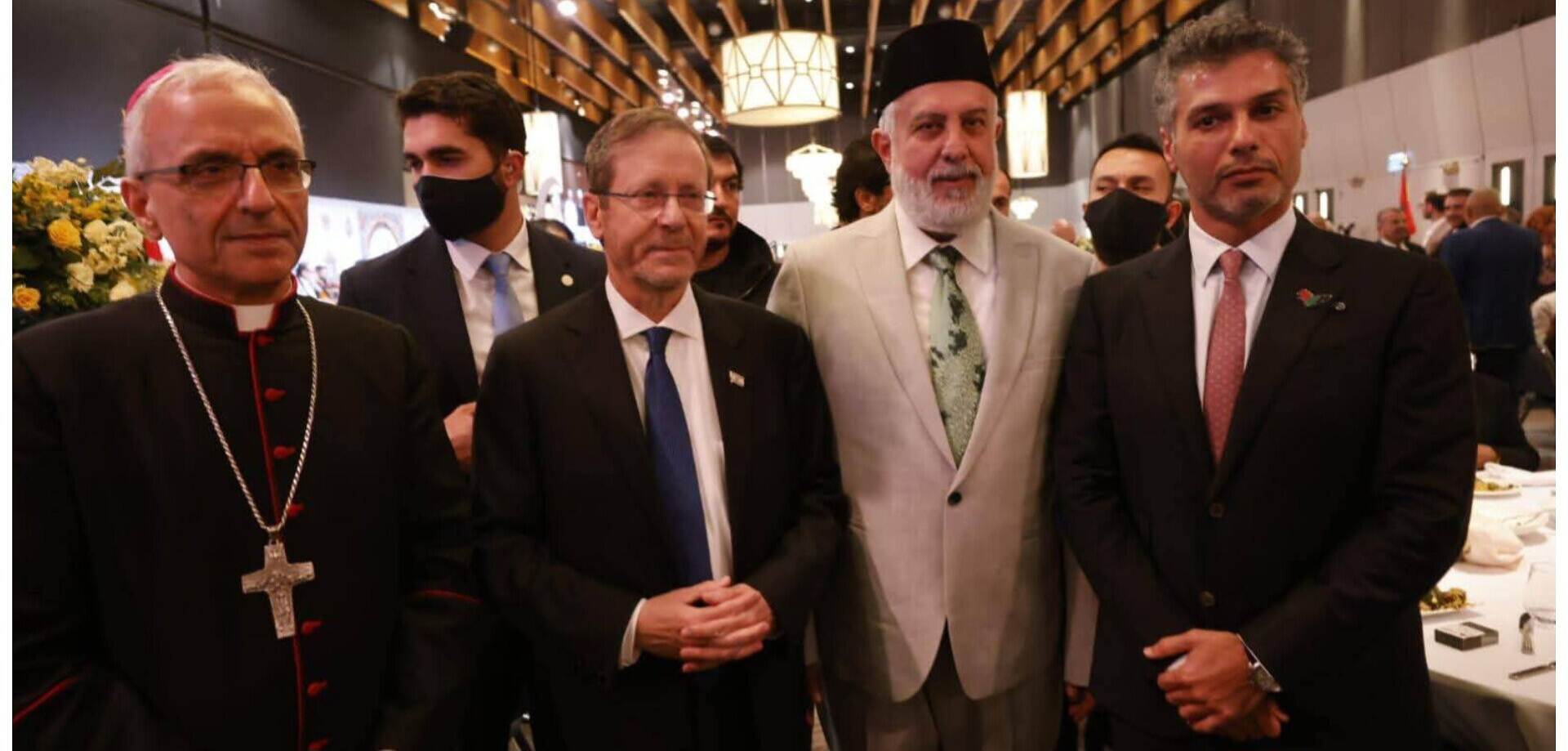 الرئيس الاسرائيلي ينتقد السعودية خلال مأدبة افطار للسفارة الإماراتية في تل أبيب