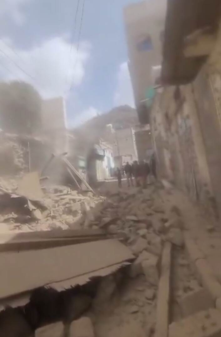 مبنى أثري منذ العصر العثماني ينهار في مديرية يريم