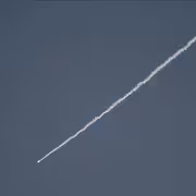 إسرائيل تتوقع تصاعد هجمات الصواريخ الإيرانية  عليها خلال الساعات المقبلة