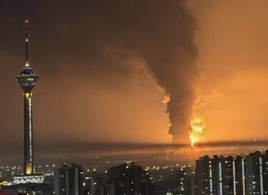 إيران تهدد بإغراق المنطقة في الظلام إذا استهدفت إسرائيل والولايات المتحدة شبكتها الكهربائية