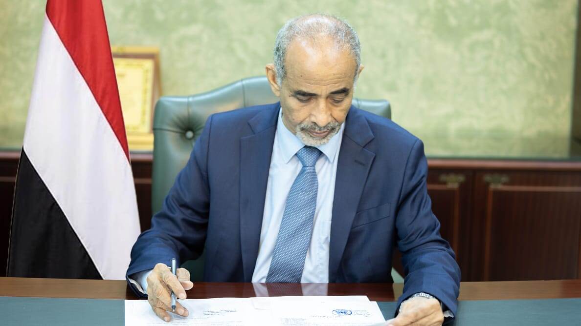 الفريق الصبيحي يؤكد اهمية تقديم التسهيلات أمام  العمل الانساني والإغاثي