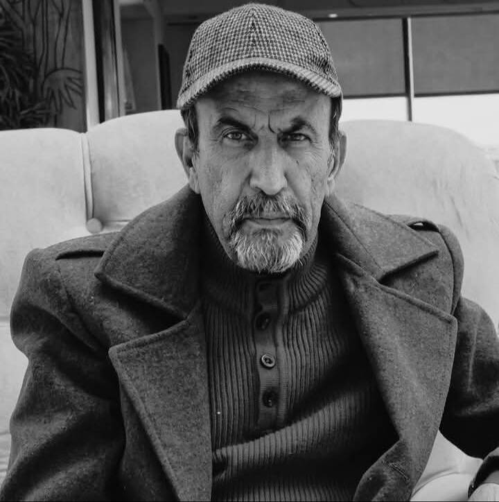 وفاة الاعلامي علي العصري أشهر المعلقين الرياضيين اليمنيين