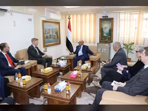 غرونربرغ يتناول مع محافظ البنك المركزي الوضع الاقتصادي والمالي