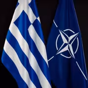 حلف الناتو يكتشف ضابطاً يونانياً برتبة عقيد يتجسس لصالح الصين.