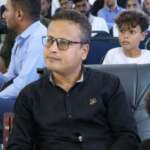 مسؤول محلي في تعز يحاول الاعتداء على الصحفي المريري وسحبه داخل مدرسة نعمة رسام