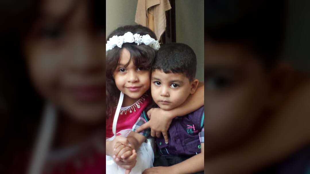 محكمة في الحديدة تصدر حكمًا مخففًا في قضية تعذيب أودت بحياة الطفلة رهف وإصابة شقيقها