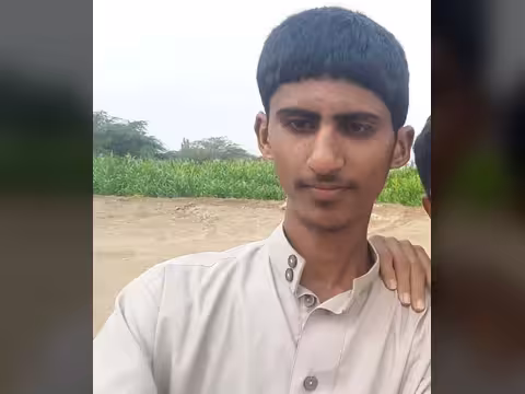 غموض يحيط بمصير الشاب قائد صالح الشوينع منذ عام وسبعة أشهر بعد اختفائه في عدن