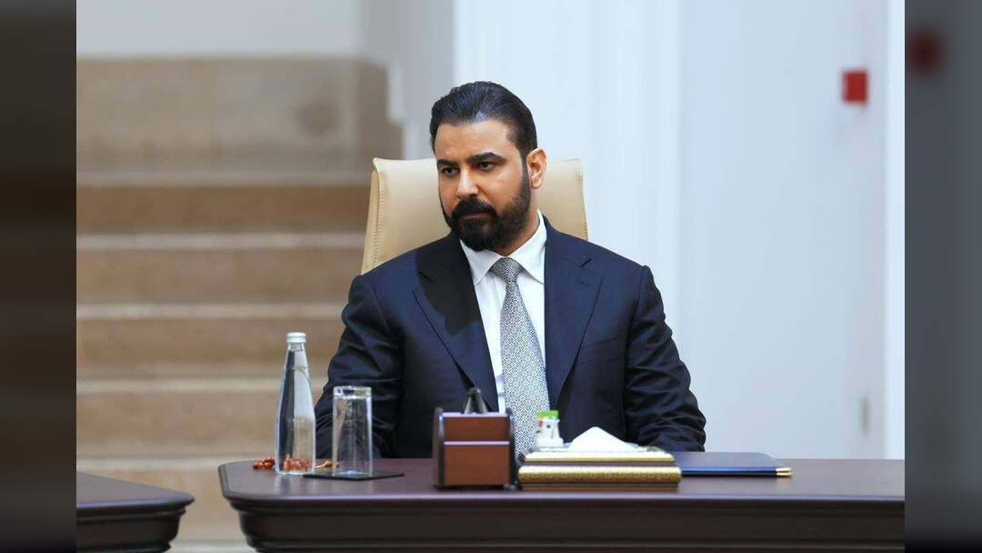 الرئيس العراقي يكلّف علي الزيدي بتشكيل الحكومة في محاولة لإنهاء الأزمة السياسية