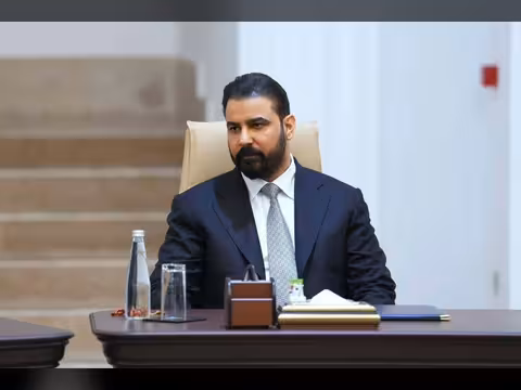 الرئيس العراقي يكلّف علي الزيدي بتشكيل الحكومة في محاولة لإنهاء الأزمة السياسية