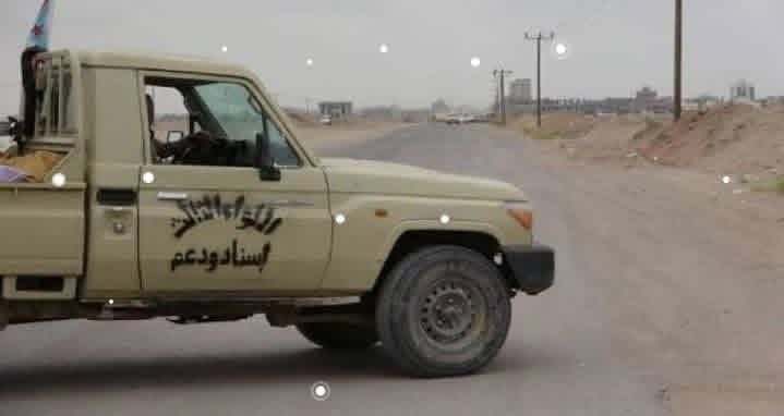 مقتل جندي وإصابة آخر في هجوم نفذه عنصر من تنظيم القاعدة في محافظة أبين