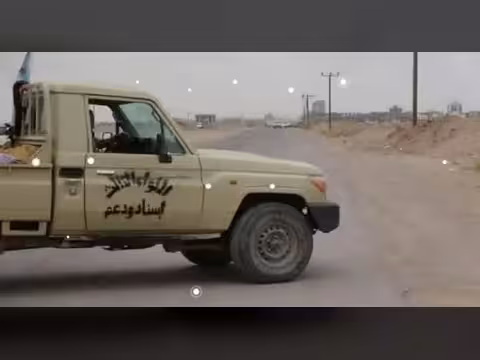 مقتل جندي وإصابة آخر في هجوم نفذه عنصر من تنظيم القاعدة في محافظة أبين