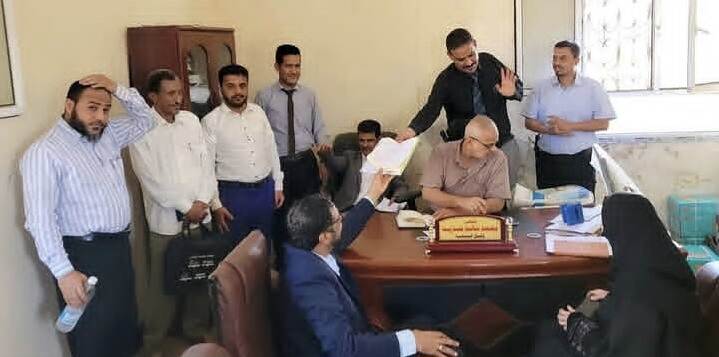 رئيس نيابة استئناف شمال عدن ينفذ نزولاً ميدانياً لنيابة البريقة والأحداث