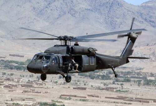 قوات كوماندوز مدعومة بعشرات الطائرات الأمريكية تنجح في إنقاذ طيار أمريكي