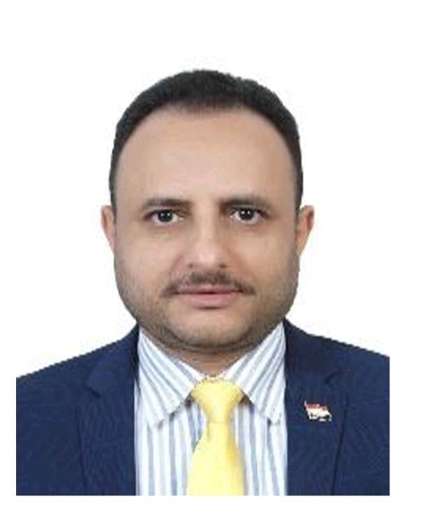 الدكتور / ثابت الأحمدي