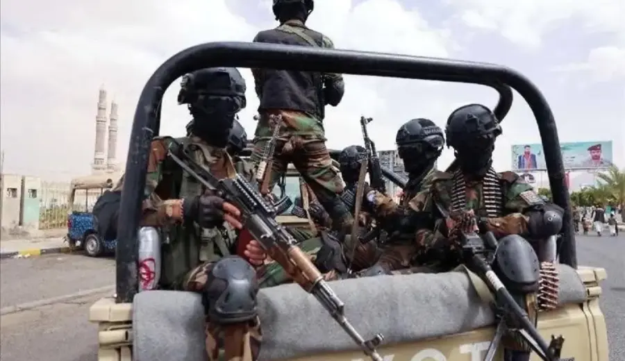 الحكومة اليمنية تتهم الحوثيين باستهداف كبار التجار والبيوت التجارية في مناطق سيطرتها