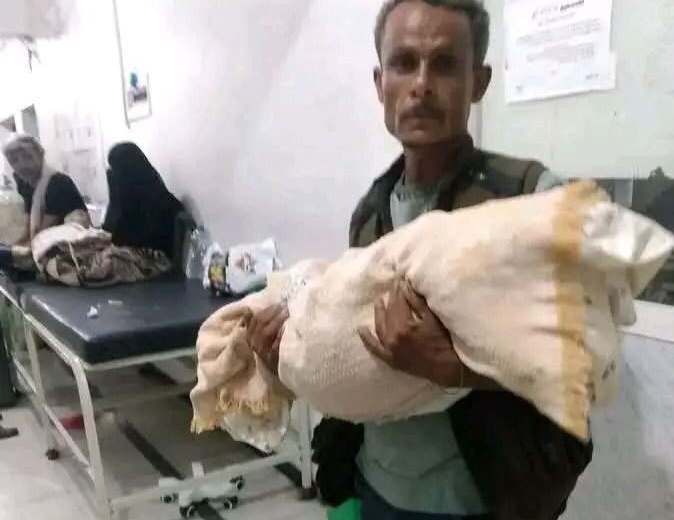 وفاة طفلة في تعز بعد ست ساعات من الانتظار داخل مستشفى اليمني السويدي