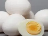 البيض ومرض الزهايمر .. هل تحمل البيضة سر الحماية؟
