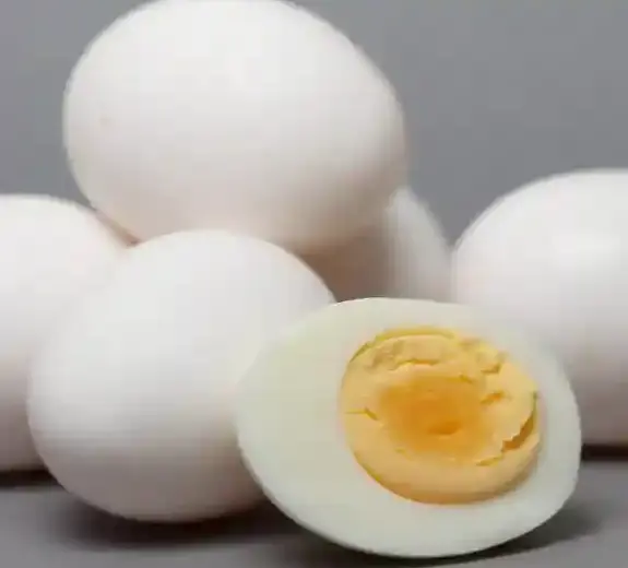 البيض ومرض الزهايمر .. هل تحمل البيضة سر الحماية؟