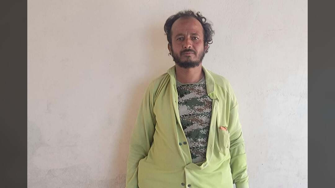 عمار سيف مساعد في الداخلية تعرض مرتبه للسطو منذ سنوات من متنفذين