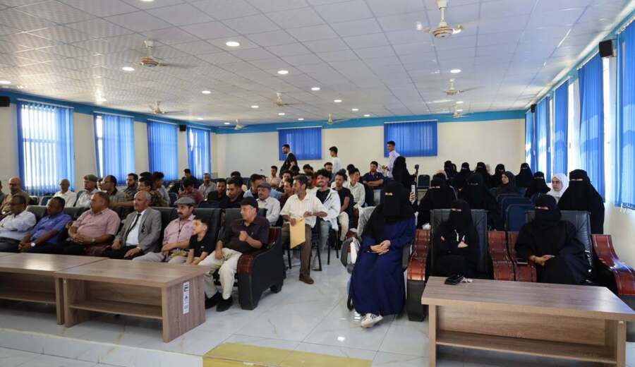 عيادات للدعم النفسي والرقمي تستهدف طلاب الإعلام في جامعة تعز