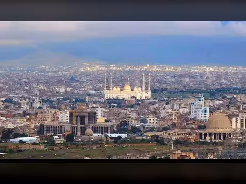 ملاك منشآت ترفيهية يتهمون الحوثيين بفرض إتاوات خلال موسم العيد