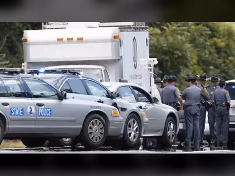 مقتل يمني وزوجته وطفليه في نيويورك.. والشرطة الأمريكية تحتجز المشتبه به