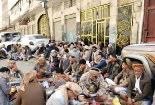 احتشاد قبلي في صنعاء للمطالبة بالعفو عن سبعة متهمين بقتل هشام الضبيبي وزوجته
