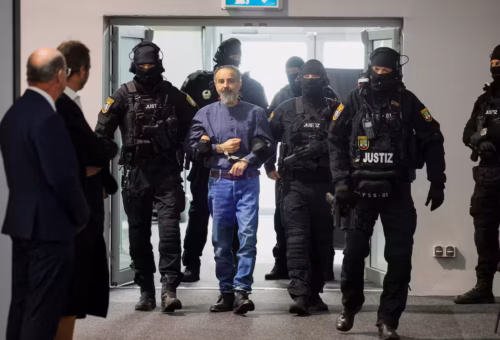 محكمة ألمانية تقضي بسجن طبيب سعودي بالمؤبد لقتله ستة أشخاص وإصابته المئات