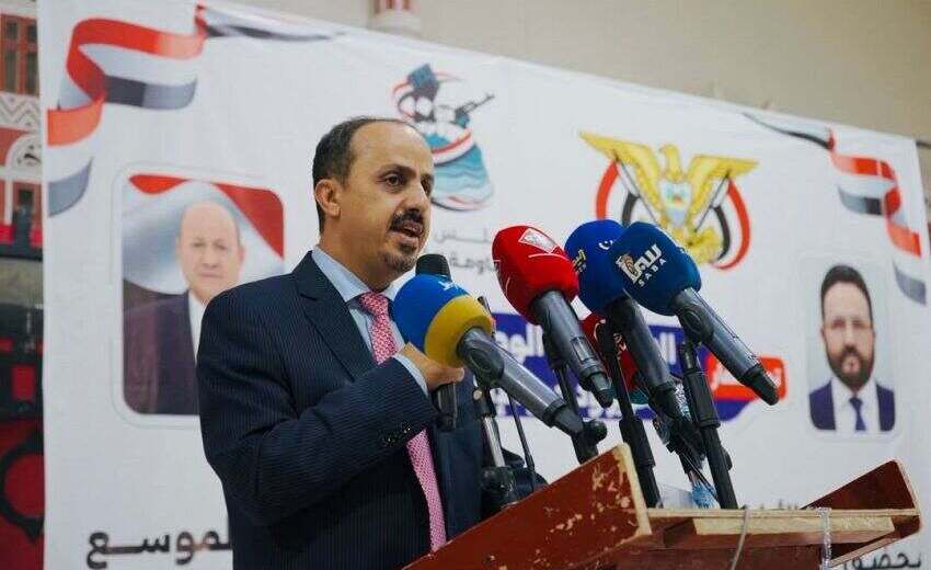 وزير الإعلام ينفي لقاءه بحمود هزاع.. وشرطة مأرب تربط اعتقاله بالإساءة للوزير