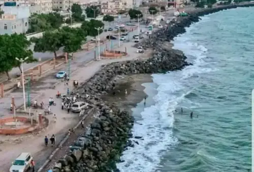 محكمة تابعة للحوثيين في الحديدة تصدر حكمًا يُجبر عشرات المواطنين على إخلاء منازلهم
