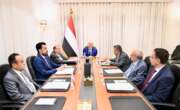 العليمي يتهم الحوثيين بالتصعيد ويؤكد أن الطائرة الإيرانية نقلت خبراء عسكريين.