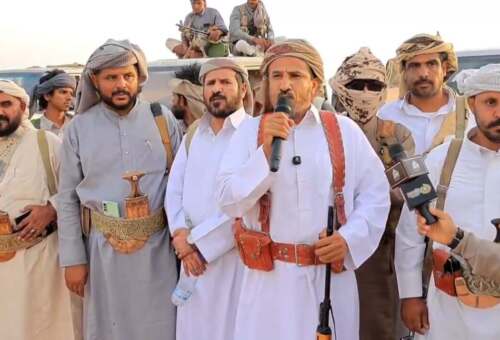 الشيخ فدغم يتهم جهات بمحاولة استغلال القبيلة اليمنية .