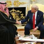 ترامب يهدد الحوثيين بعقاب عسكري كبير بعد استهدافهم ناقلتين سعوديتين